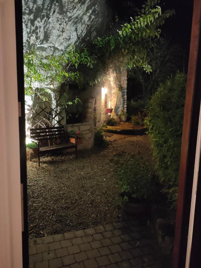 Les Troglos De Beaulieu Loches Eksteriør bilde