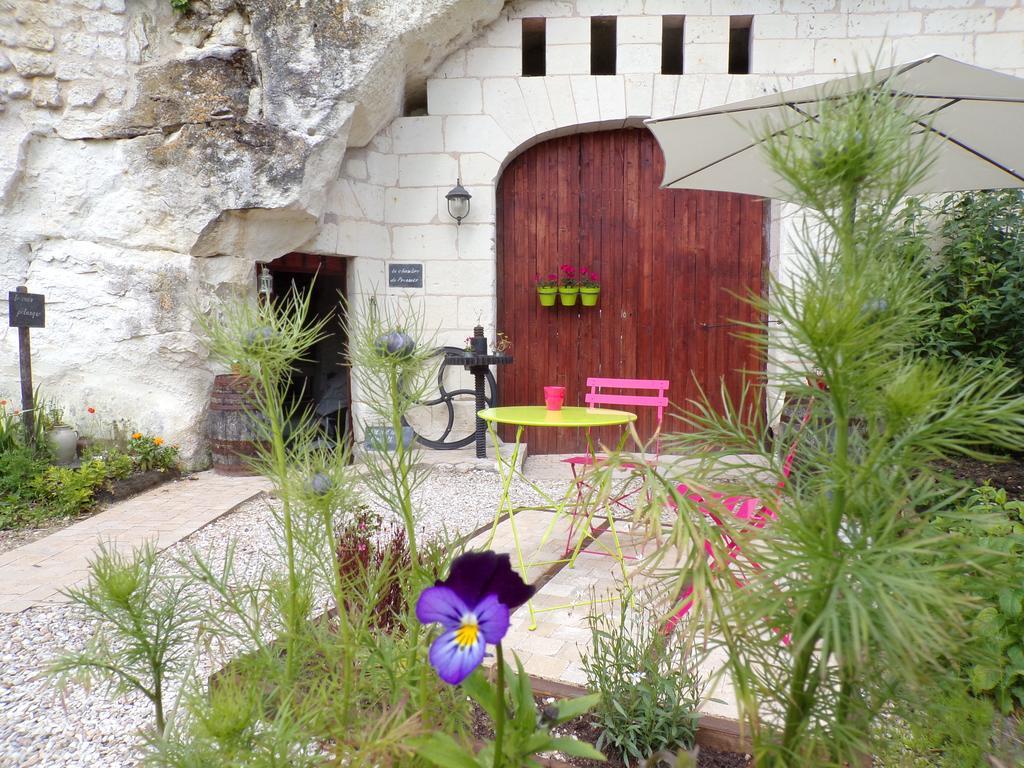 Les Troglos De Beaulieu Loches Eksteriør bilde